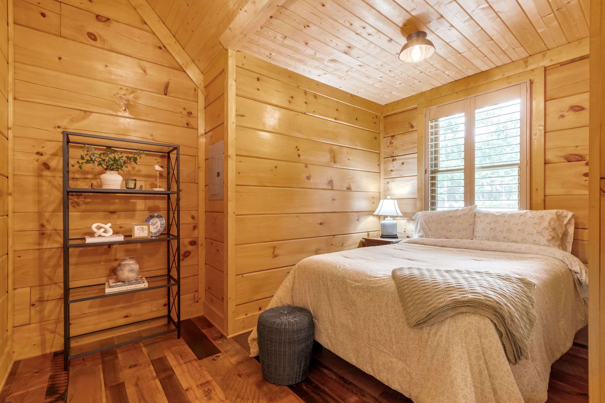 6011 Garrison Springs Road Franklin, TN 37064 - Photo 56 of 99 a bedroom with a bed and a window