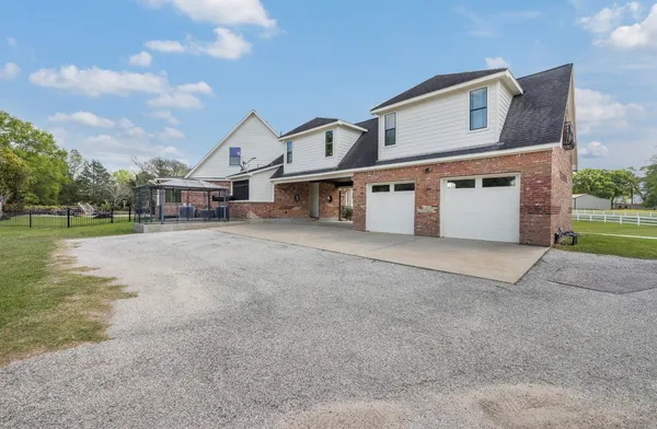 a house view with garden space