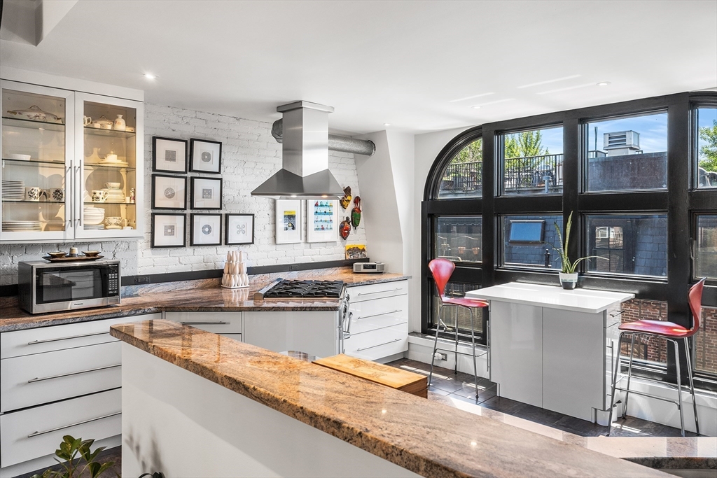 74 Appleton Street, Unit 4 Boston, MA 02116 - Photo 10 of 33 Gallery Image 10