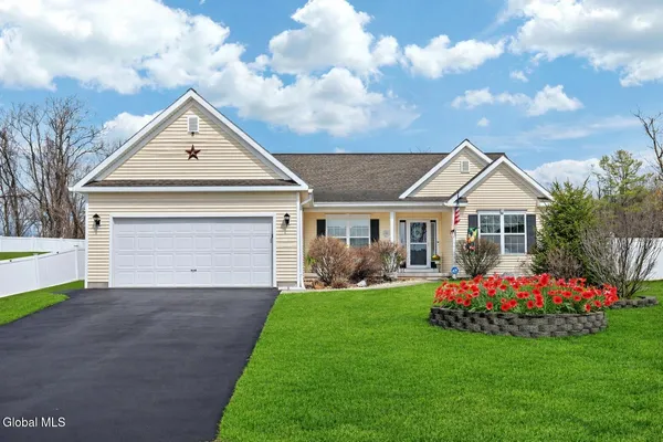 $585,000 | 19 Autumn Lane, Troy, NY 12182