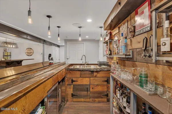 $585,000 | 19 Autumn Lane, Troy, NY 12182