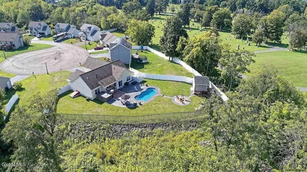 $585,000 | 19 Autumn Lane, Troy, NY 12182