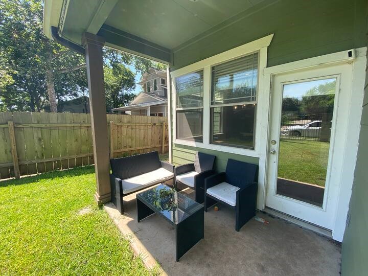 1007 Taulbee Lane, Unit A Austin, TX 78757 - Photo 16 of 17