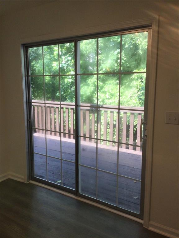 3186 Kingswood Glen Decatur, GA 30034 - Photo 8 of 23