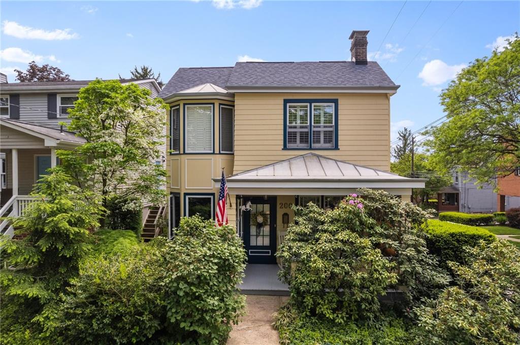 Welcome to 200 10th Street in Upper Aspinwall. This home has it all. A great location, walkability to all of Aspinwall's parks, shops, and restaurants. Many quality updates and Fox Chapel Schools.