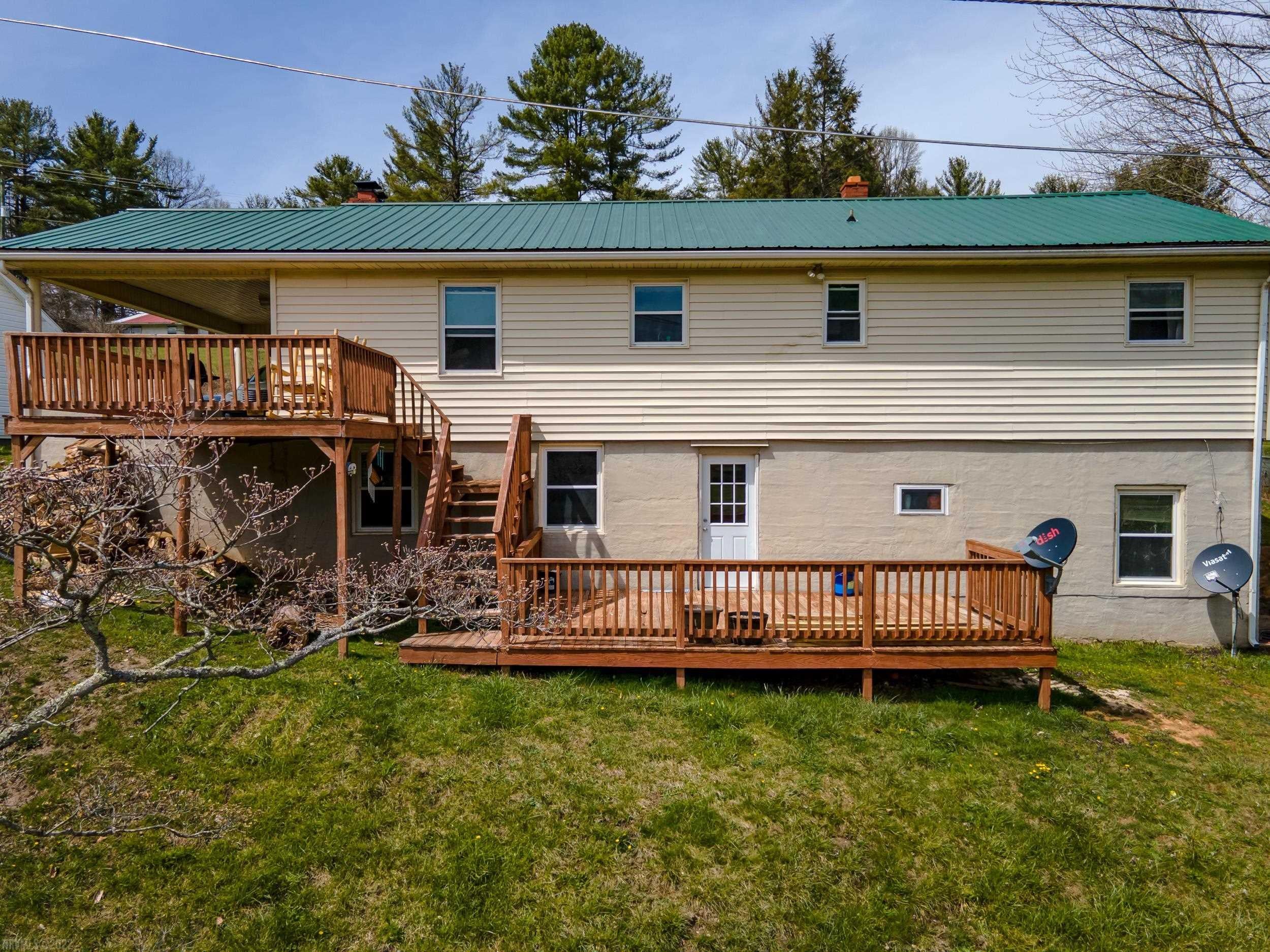 1818 Pipers Gap Road Galax, VA 24333 - Photo 12 of 52 Gallery Image 12