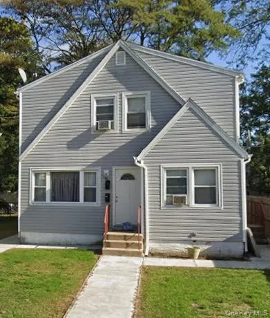 $790,000 | 40 Mason Street, Hempstead, NY 11550