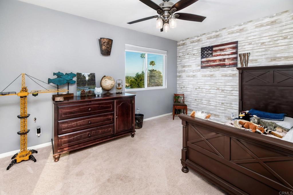 435 West Hawthorne Street Fallbrook, CA 92028 - Photo 19 of 42