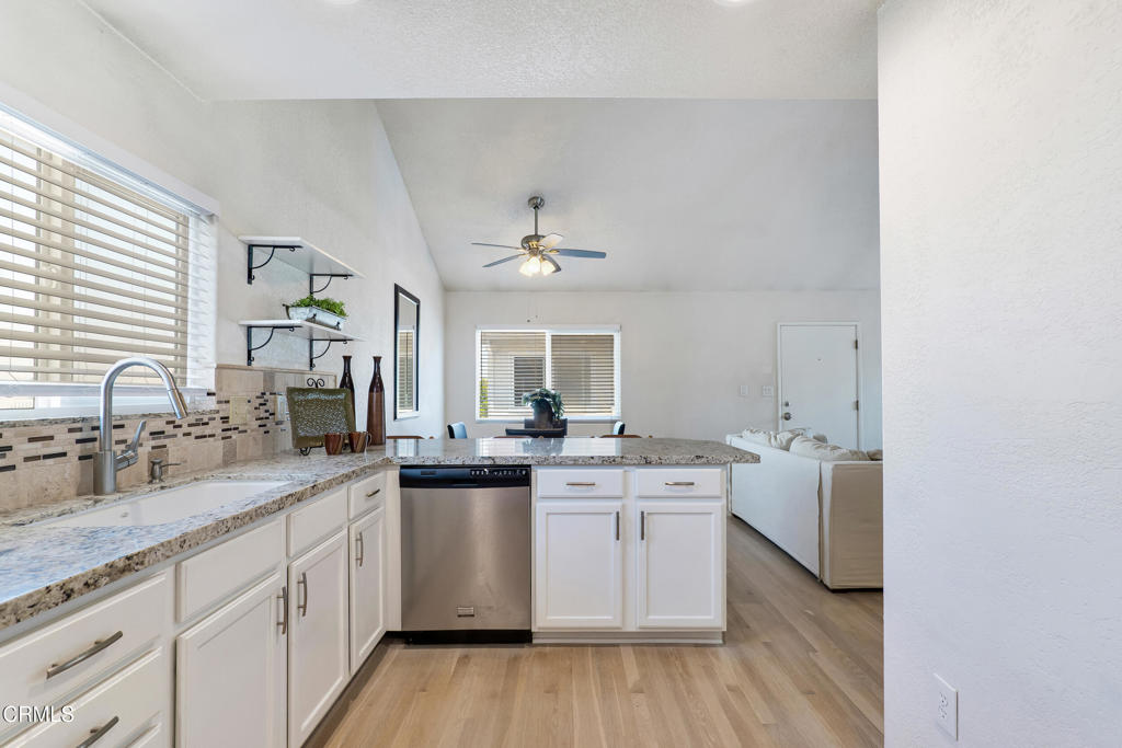 5125 West Wooley Road, Unit 5 Oxnard, CA 93035 - Photo 15 of 32