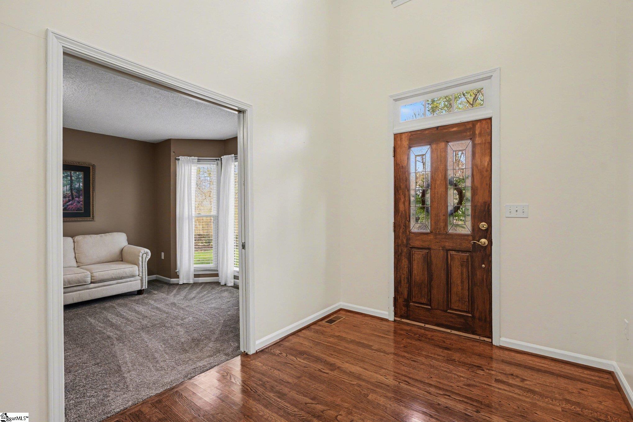605 Shadow Oaks Drive Easley, SC 29642 - Photo 5 of 38