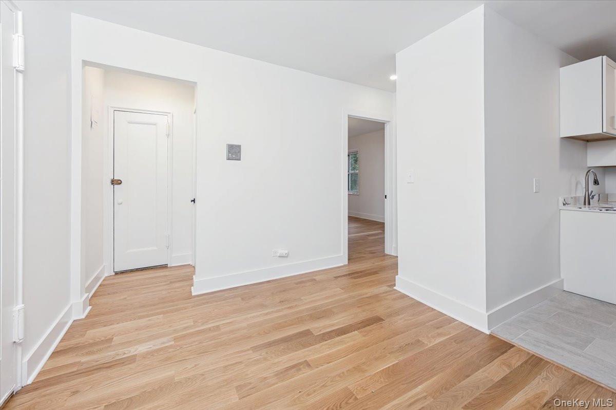 13 Sunnybrook Road, Unit 3D Bronxville, NY 10708 - Photo 4 of 17