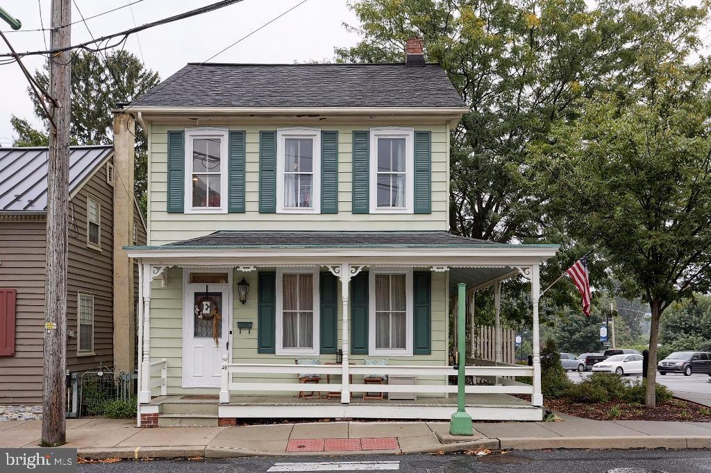 29 South Cedar Street Lititz, PA 17543 - Photo 1 of 33 Gallery Image 1