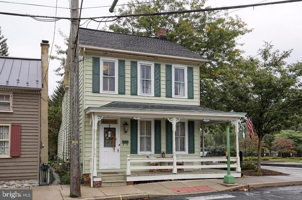 29 South Cedar Street Lititz, PA 17543 - Photo 3 of 33 Gallery Image 3