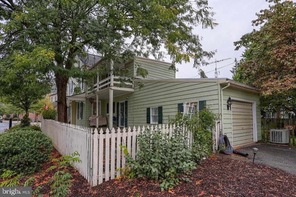 29 South Cedar Street Lititz, PA 17543 - Photo 30 of 33 Gallery Image 30