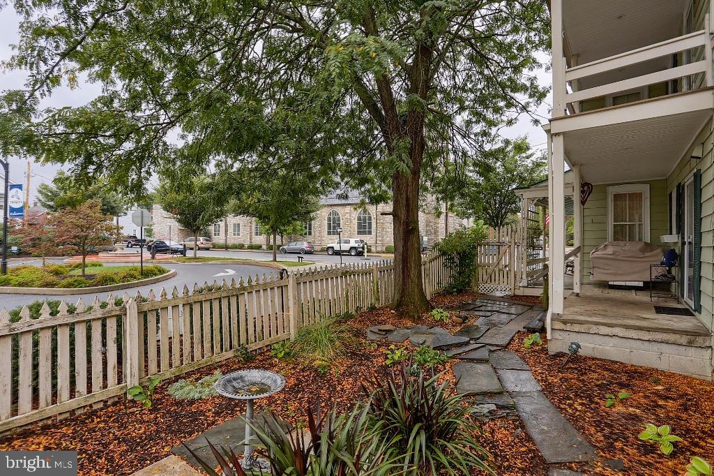 29 South Cedar Street Lititz, PA 17543 - Photo 31 of 33 Gallery Image 31