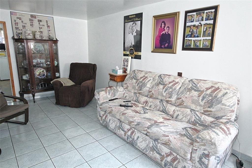 691 Hart Street Brooklyn, NY 11221 - Photo 4 of 26