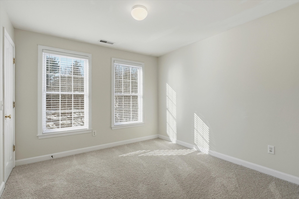 14 Amberville Road North Andover, MA 01845 - Photo 21 of 42