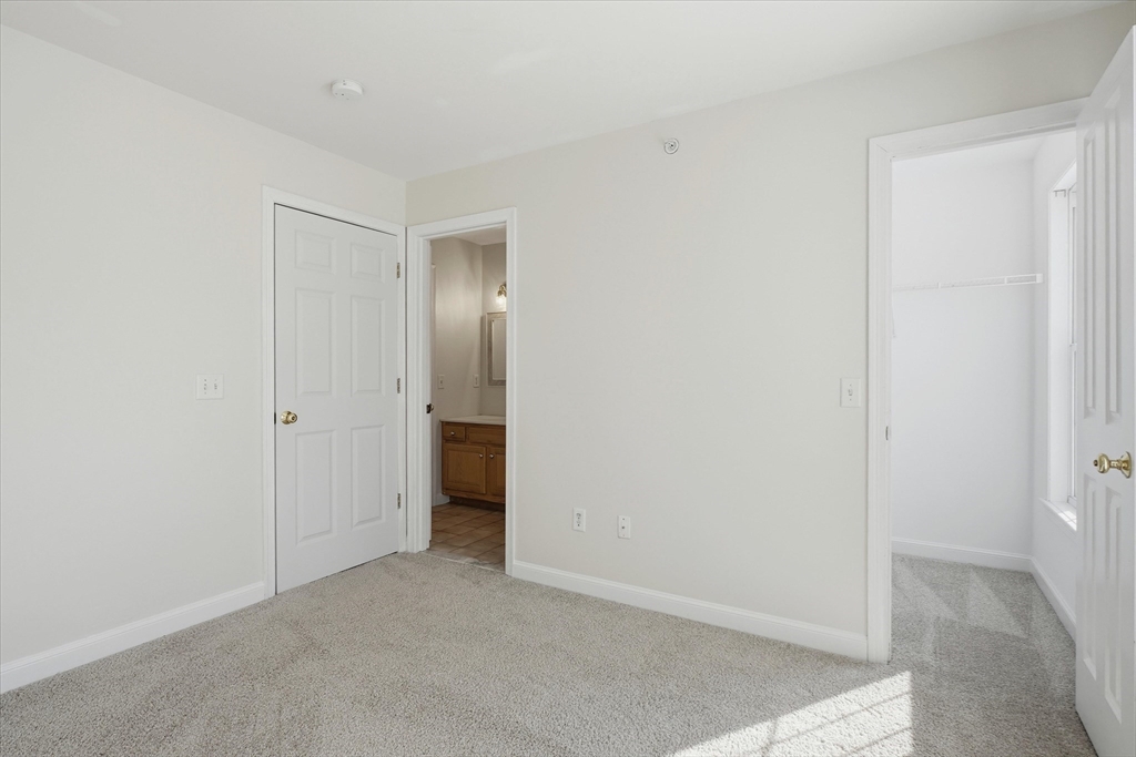 14 Amberville Road North Andover, MA 01845 - Photo 22 of 42