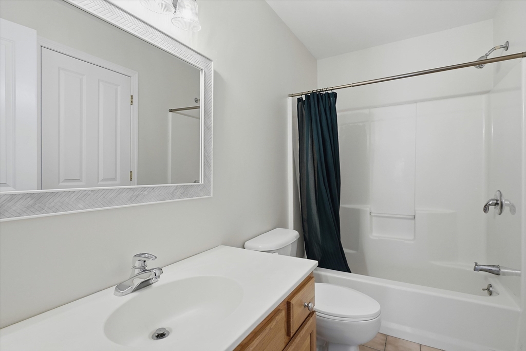 14 Amberville Road North Andover, MA 01845 - Photo 23 of 42