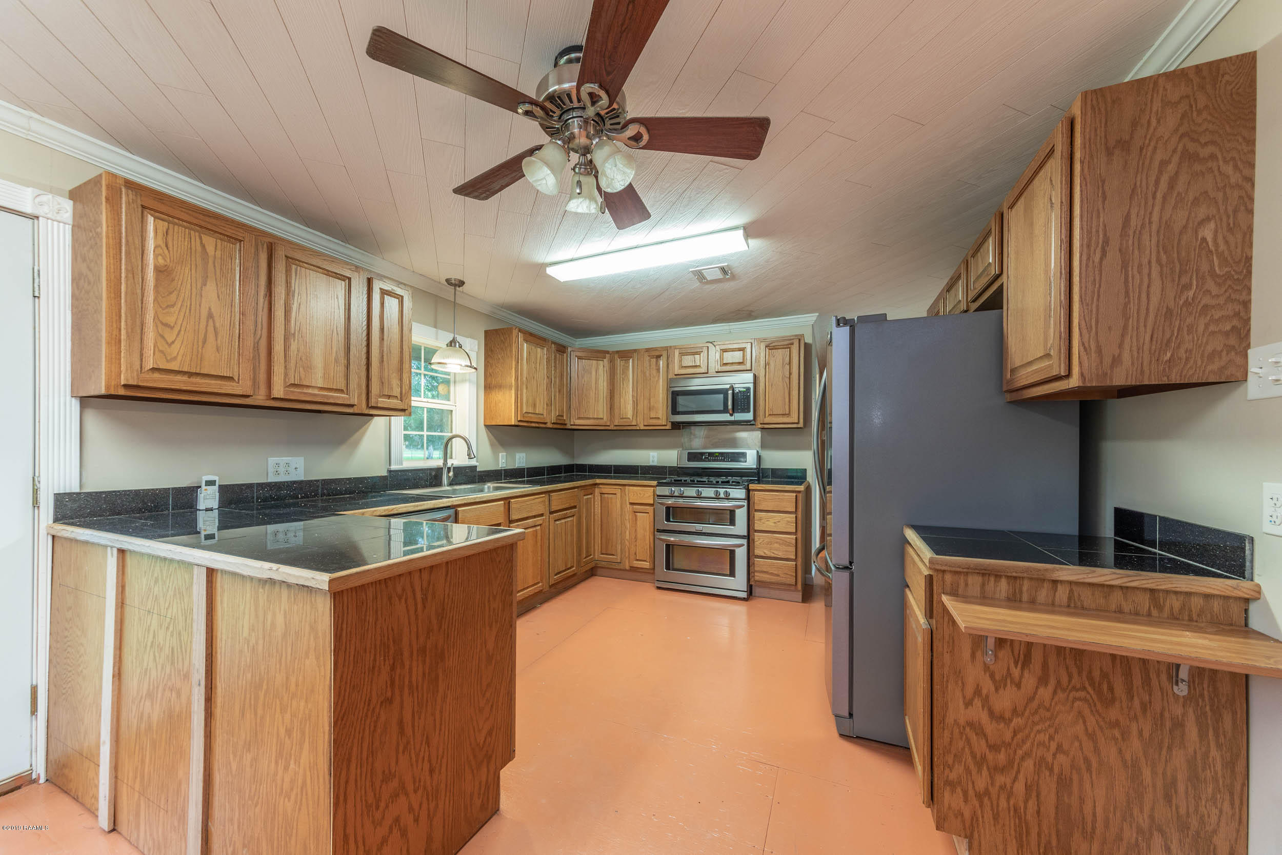 7410 Daspit Road New Iberia, LA 70563 - Photo 4 of 27 Gallery Image 4