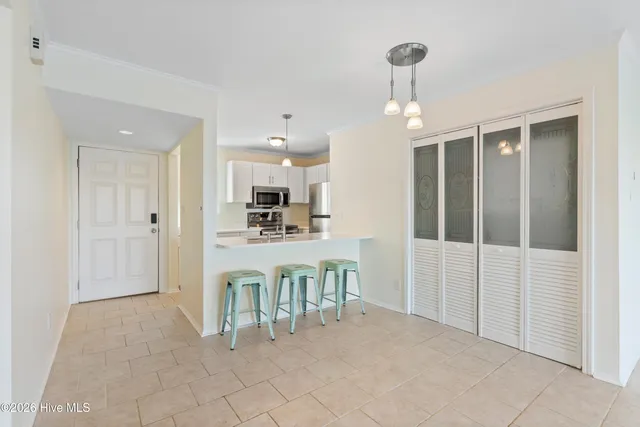 $3,000 | 709 Canal Drive, Unit 1A, Carolina Beach, NC 28428