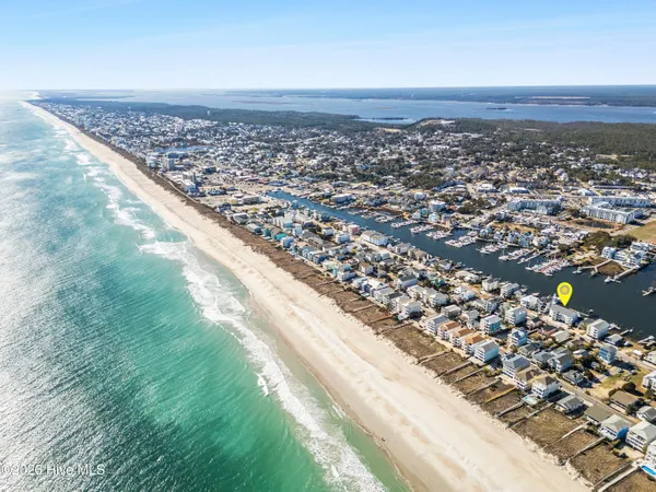 $2,800 | 709 Canal Drive, Unit 1A, Carolina Beach, NC 28428