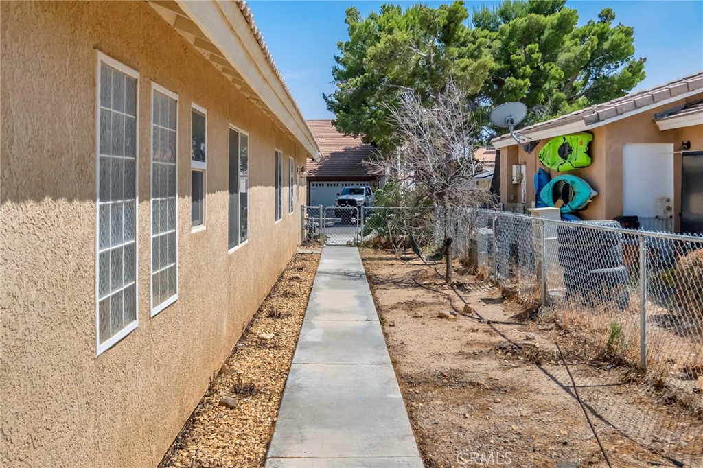 14952 Rivers Edge Road Helendale, CA 92342 - Photo 33 of 33 a view of house with yard