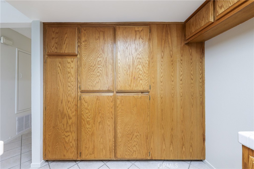 910 North Redding Way, Unit F Upland, CA 91786 - Photo 15 of 54