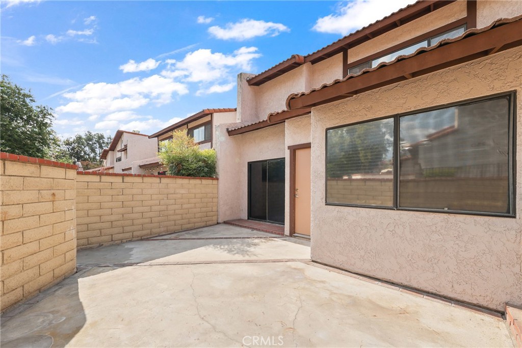 910 North Redding Way, Unit F Upland, CA 91786 - Photo 8 of 54