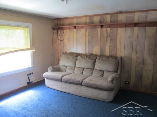 5290 Sherman Road Saginaw, MI 48604 - Photo 6 of 16 31256822-5.JPG