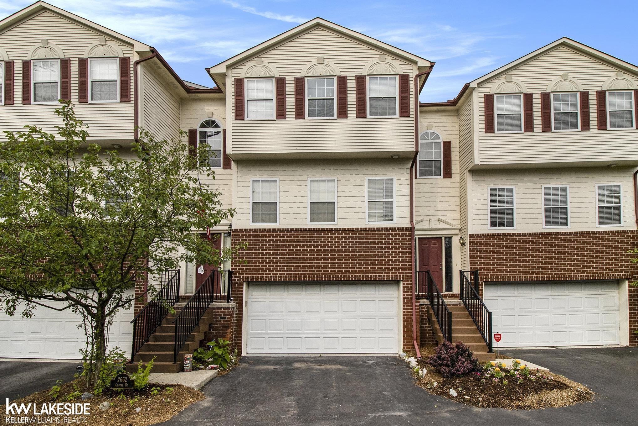 2662 Crooks Road Royal Oak, MI 48073 - Photo 2 of 29 50112435-1.JPG