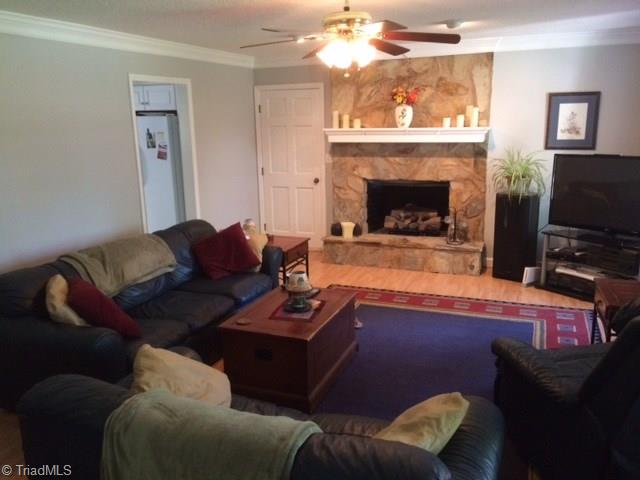 1457 Embler Road Lexington, NC 27292 - Photo 4 of 12