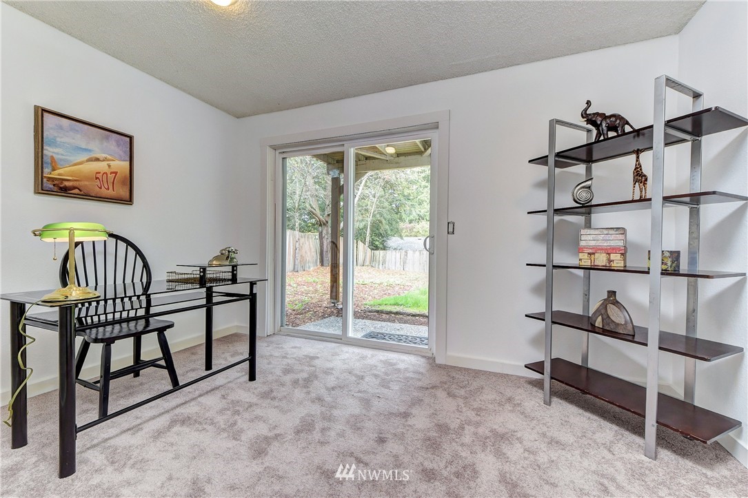 8005 203rd Street Southwest Edmonds, WA 98026 - Photo 15 of 20 Gallery Image 15