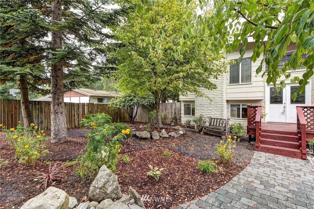 8005 203rd Street Southwest Edmonds, WA 98026 - Photo 19 of 20 Gallery Image 19