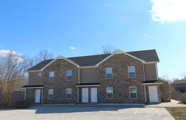 $995 | 2291 McCormick Lane, Unit C, Clarksville, TN 37040