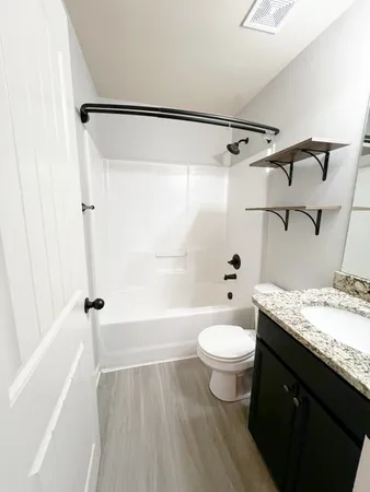 $995 | 2291 McCormick Lane, Unit C, Clarksville, TN 37040