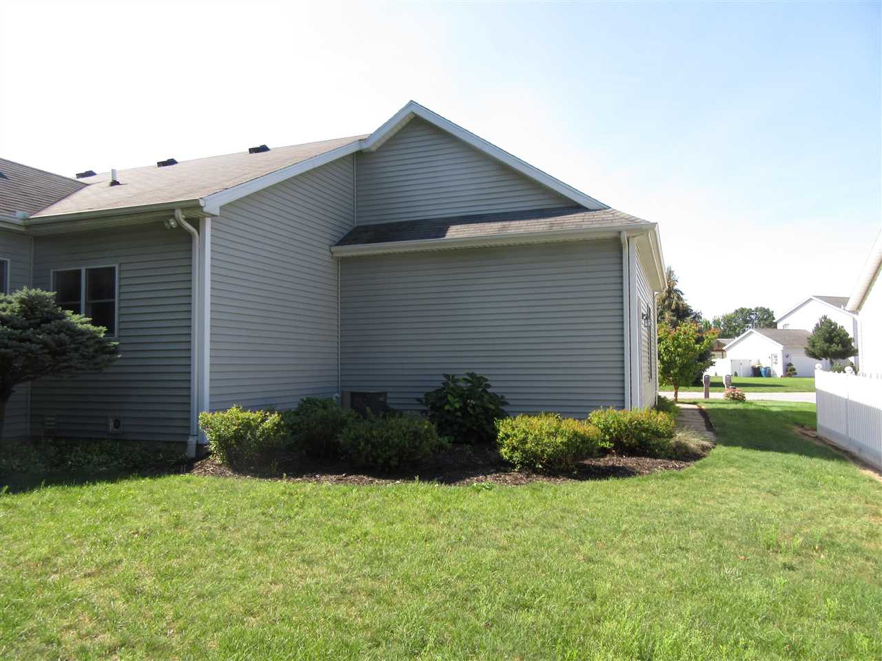 10281 Oakbrook Road Bridgman, MI 49106 - Photo 3 of 43 Gallery Image 3