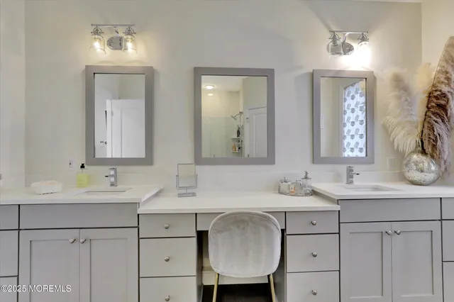 $2,199,000 | 515 Highway 35, Mantoloking, NJ 08738