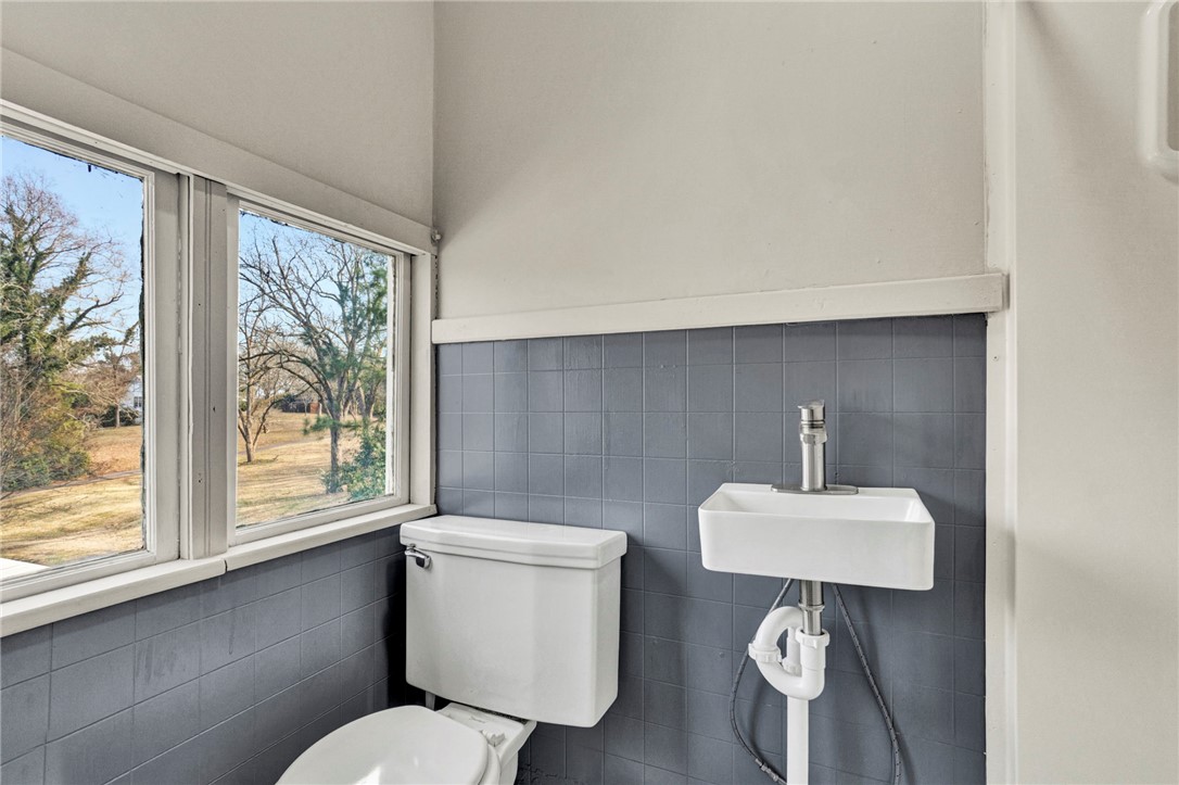 302 Gassaway Street Central, SC 29630 - Photo 21 of 34 Upstairs bathroom with shower.