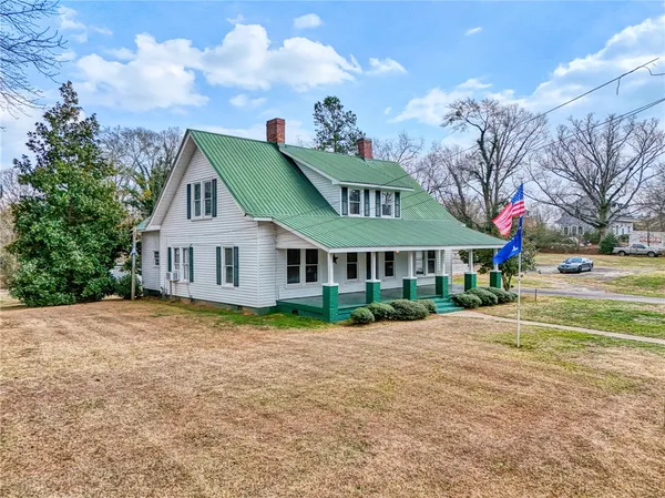 $435,000 | 302 Gassaway Street, Central, SC 29630