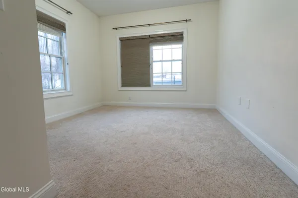 $370,000 | 97 East Avenue, Unit 201, Saratoga Springs, NY 12866