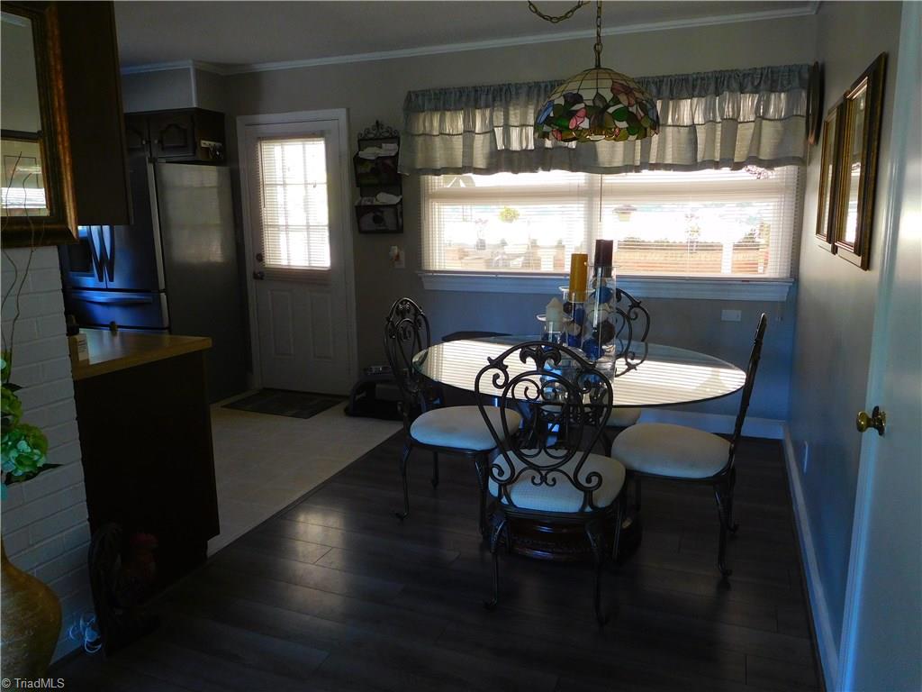 512 Spruce Street High Point, NC 27262 - Photo 6 of 19 dining area at end of kitchen