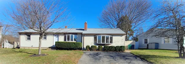 $539,900 | 11 Carlson Road, Hampton, NH 03842