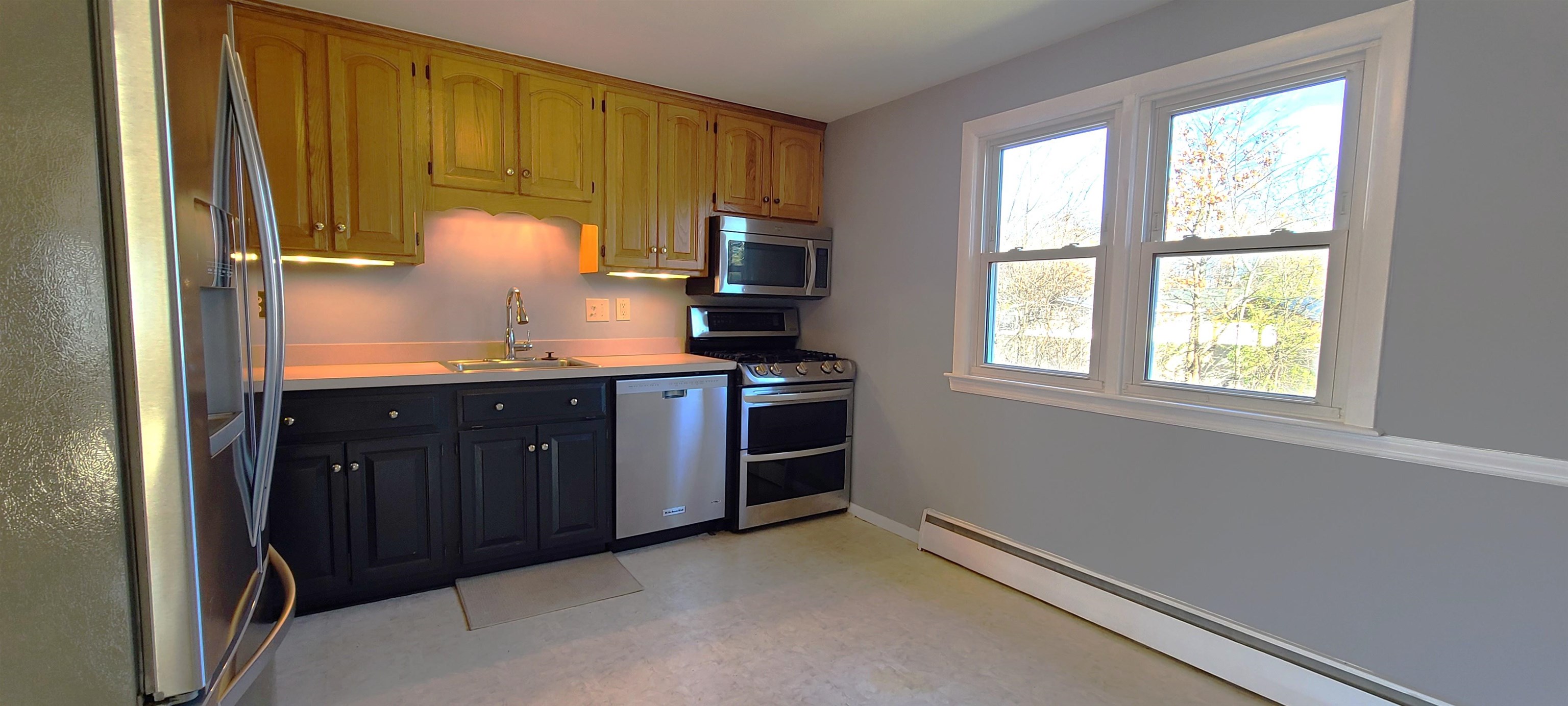 11 Carlson Road Hampton, NH 03842 - Photo 3 of 30