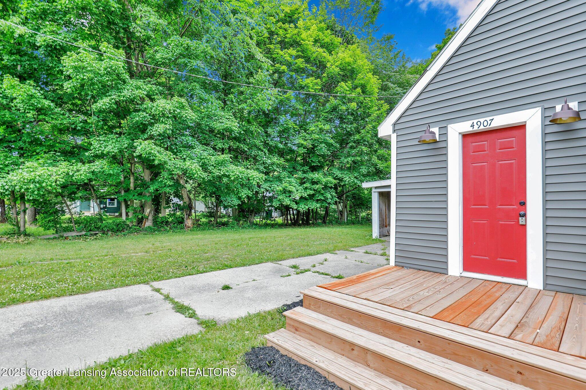 4907 Pleasant Grove Road Lansing, MI 48910 - Photo 29 of 29 29-web-or-mls-Open Ended Media-29