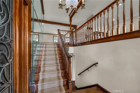 a view of entryway with a front door