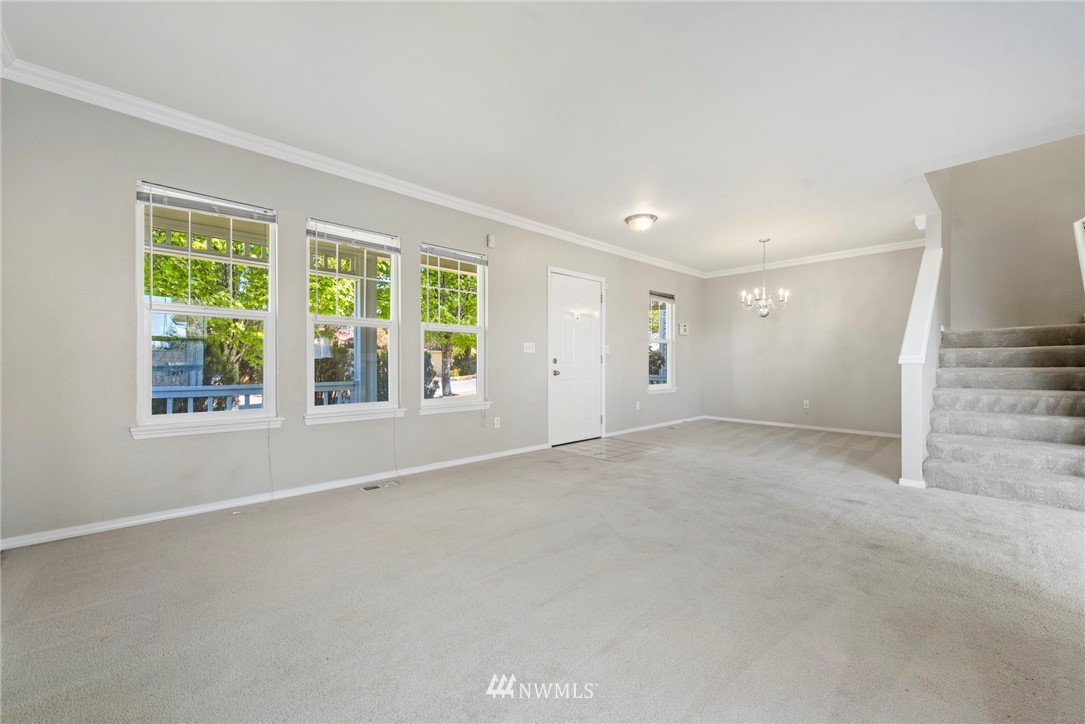3829 Northeast 6th Street Renton, WA 98056 - Photo 3 of 25