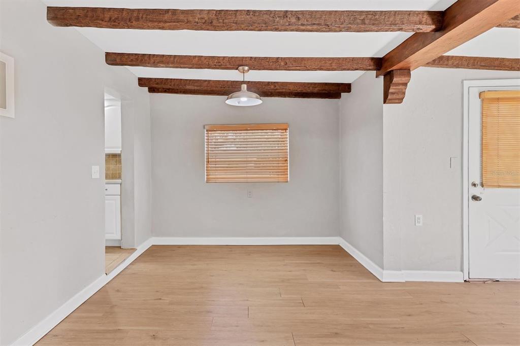 2551 Wilkinson Road Sarasota, FL 34231 - Photo 30 of 56