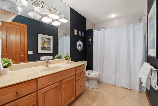 $800,000 | 5355 Hanson's Landing, Unit 104, Madison, WI 53704