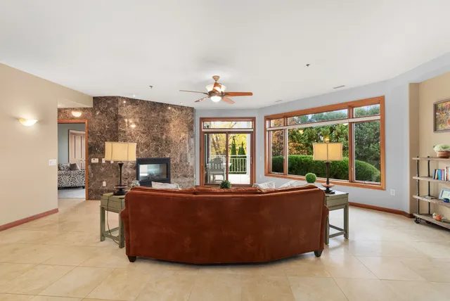 $800,000 | 5355 Hanson's Landing, Unit 104, Madison, WI 53704